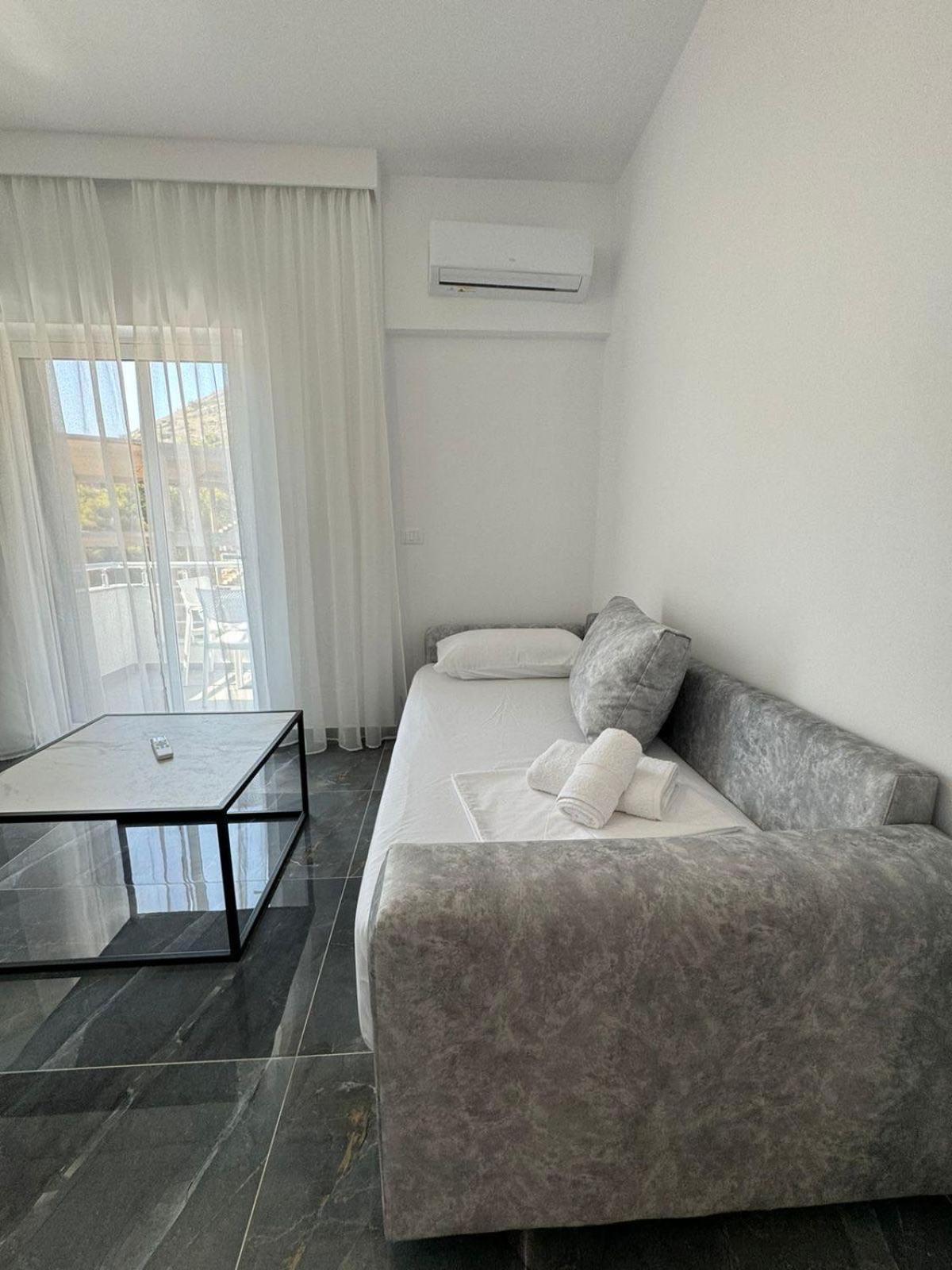 Noya Suites Sr Sarandë Eksteriør bilde
